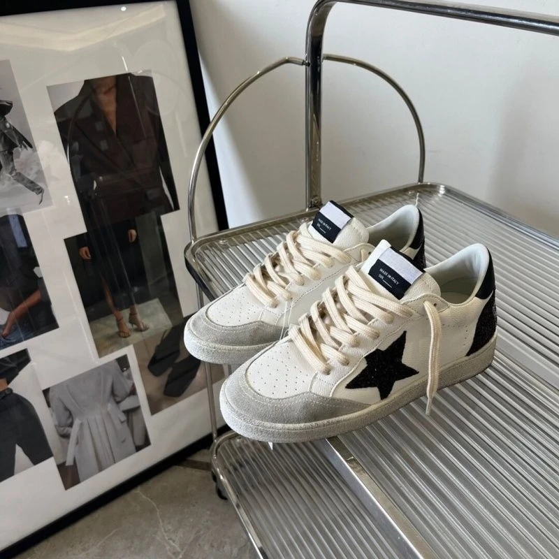 2025 خريف جديد ستار خمر الأحذية القذرة، الترتر المرقعة جلد طبيعي، أحذية رياضية نسائية كاجوال، أحذية بيضاء قذرة