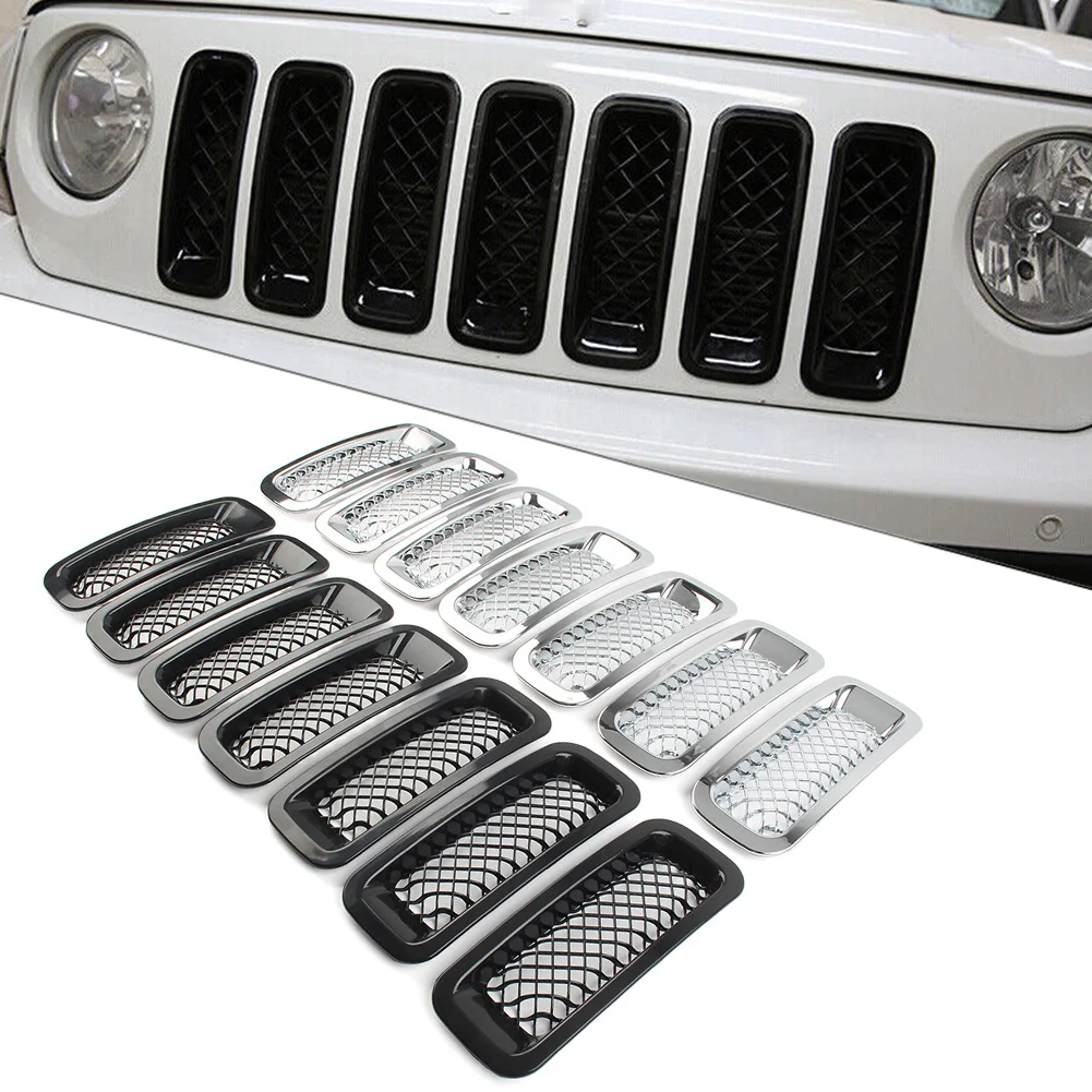 車のフロントラジエーターメッシュグリルカバー、光沢のある黒、クロム、jeepに適合、愛国心2011、2012、2013、2014、2015、2016、7個