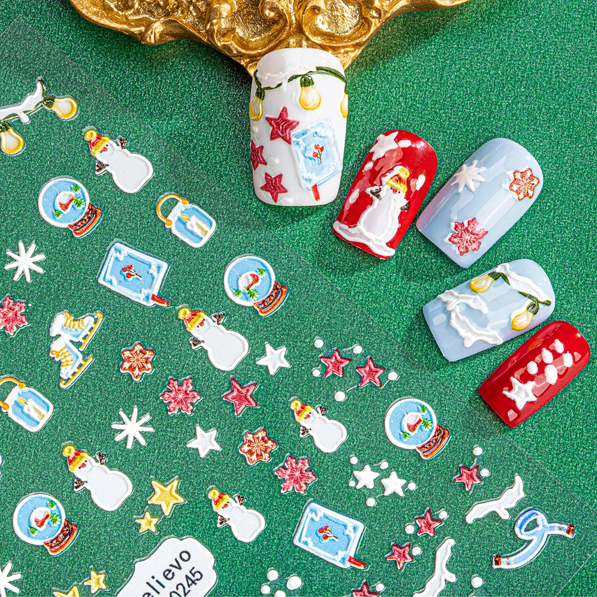2 uds pegatina artística de uñas de Navidad de dibujos animados 5D muñeco de nieve copo de nieve estrellas autoadhesivas calcomanías de uñas para decoración de manicura DIY ﻿
