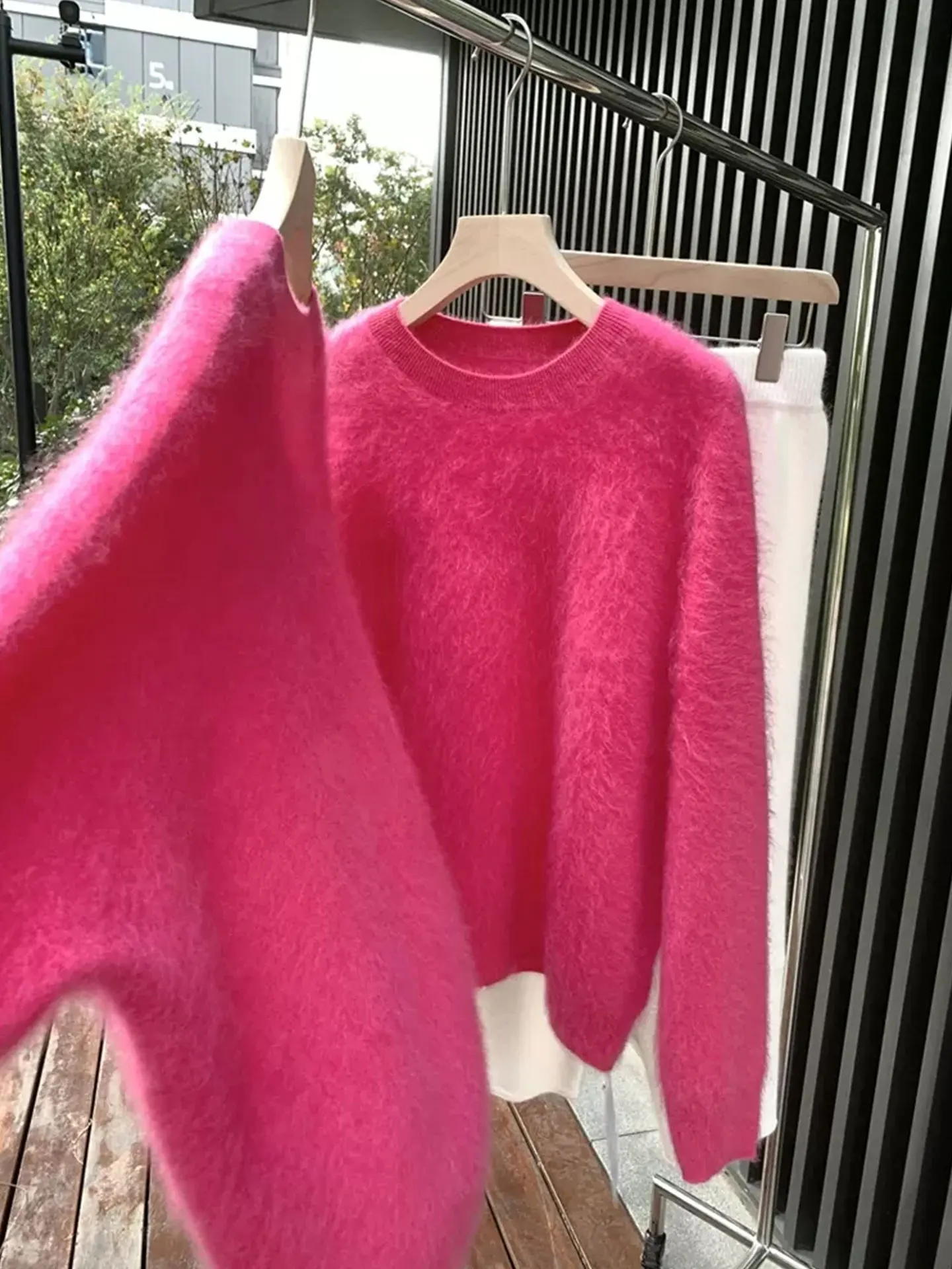 

Корейский свободный крой Long Sve Camere, трикотаж, зимний мягкий теплый топ, модный молодежный белый улучшающий свитер