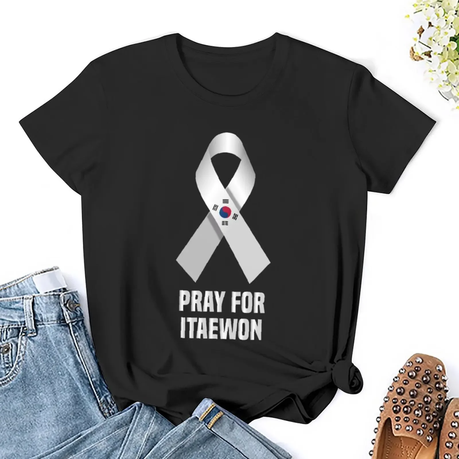 Pray for Itaewon district #prayforitaewon in Seoul South Korea T-Shirt female shirts graphic tees plus size tops T-shirt Women