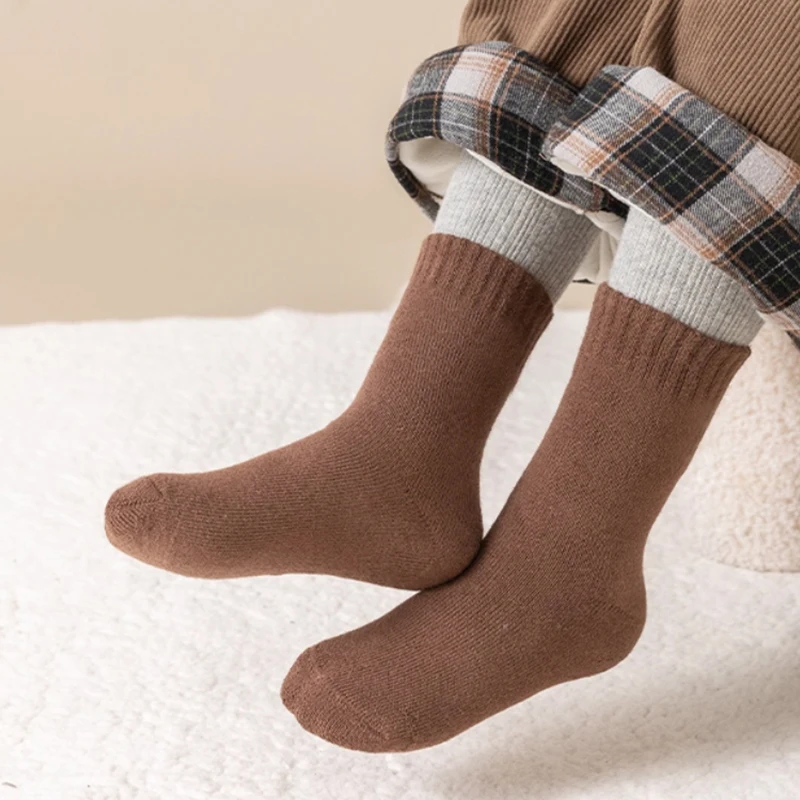 Bild 7: 5-teilige Kindersocken aus dickem Frottee – einfarbig, dunkle Töne, warme, weiche Kindersocken für den täglichen Gebrauch