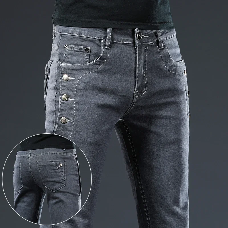 Celana Jeans ramping pria, pakaian Denim abu-abu kaki kecil modis Skinny lurus elastis di Korea