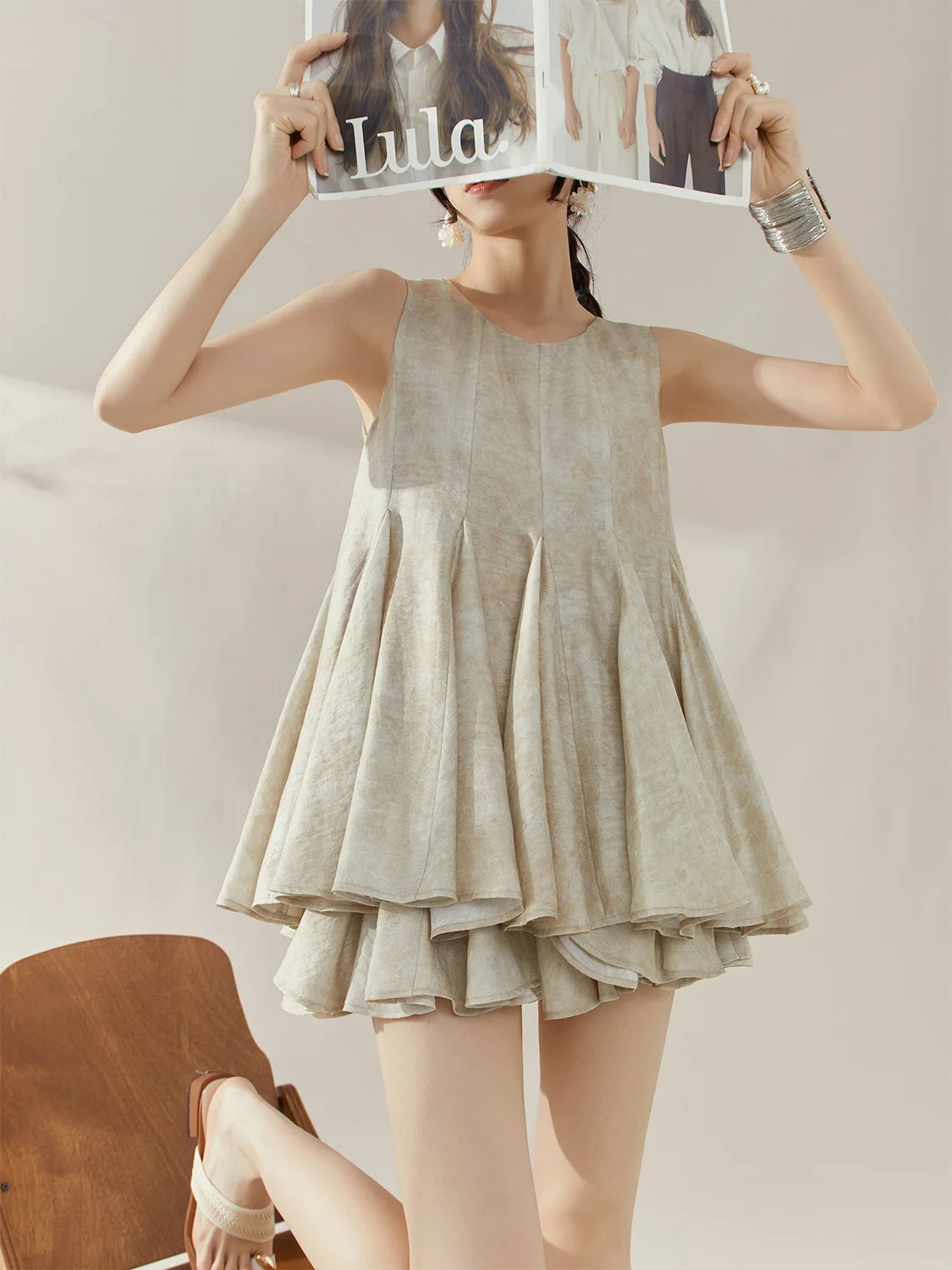 

Летний комплект из двух предметов: легкий топ с цветочной вышивкой и юбка на талии, дышащий, повседневный, женский...