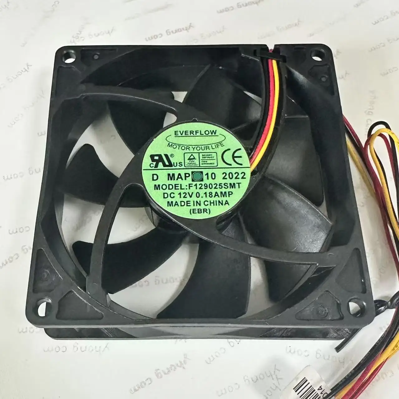 

Everflow F129025SMT DC 12V 0.18A 90x90x25mm 3-Wire Server Cooling Fan