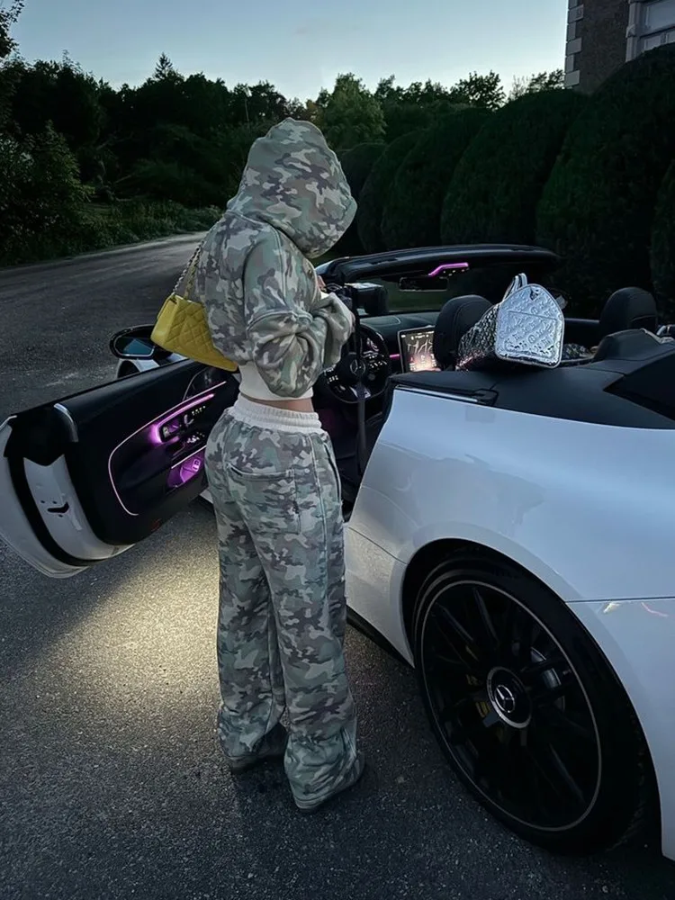 

Camouflage Hoodie & Joggers Two Piece Set Women 2025 Military Print Hooded Sweatshirt with Pants Set Camo Hoodie Casual Outwear