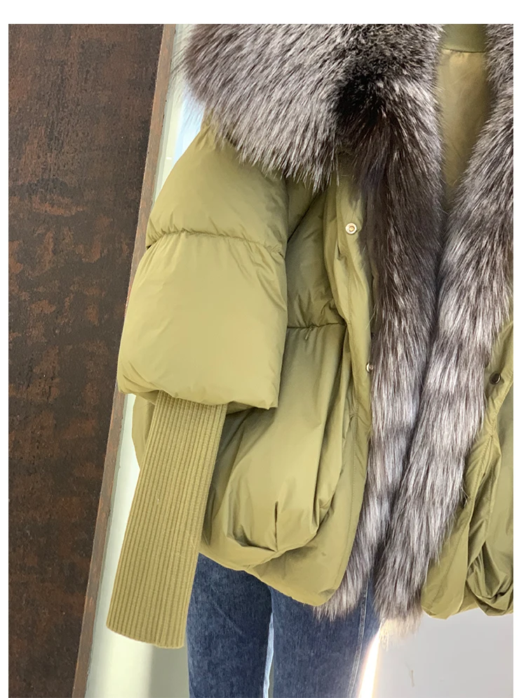2026 Winter Real Fox Fur Collar White Duck Down Padded Down Jacket Regular Fashion Warm Big Fur Collar Women's Coat