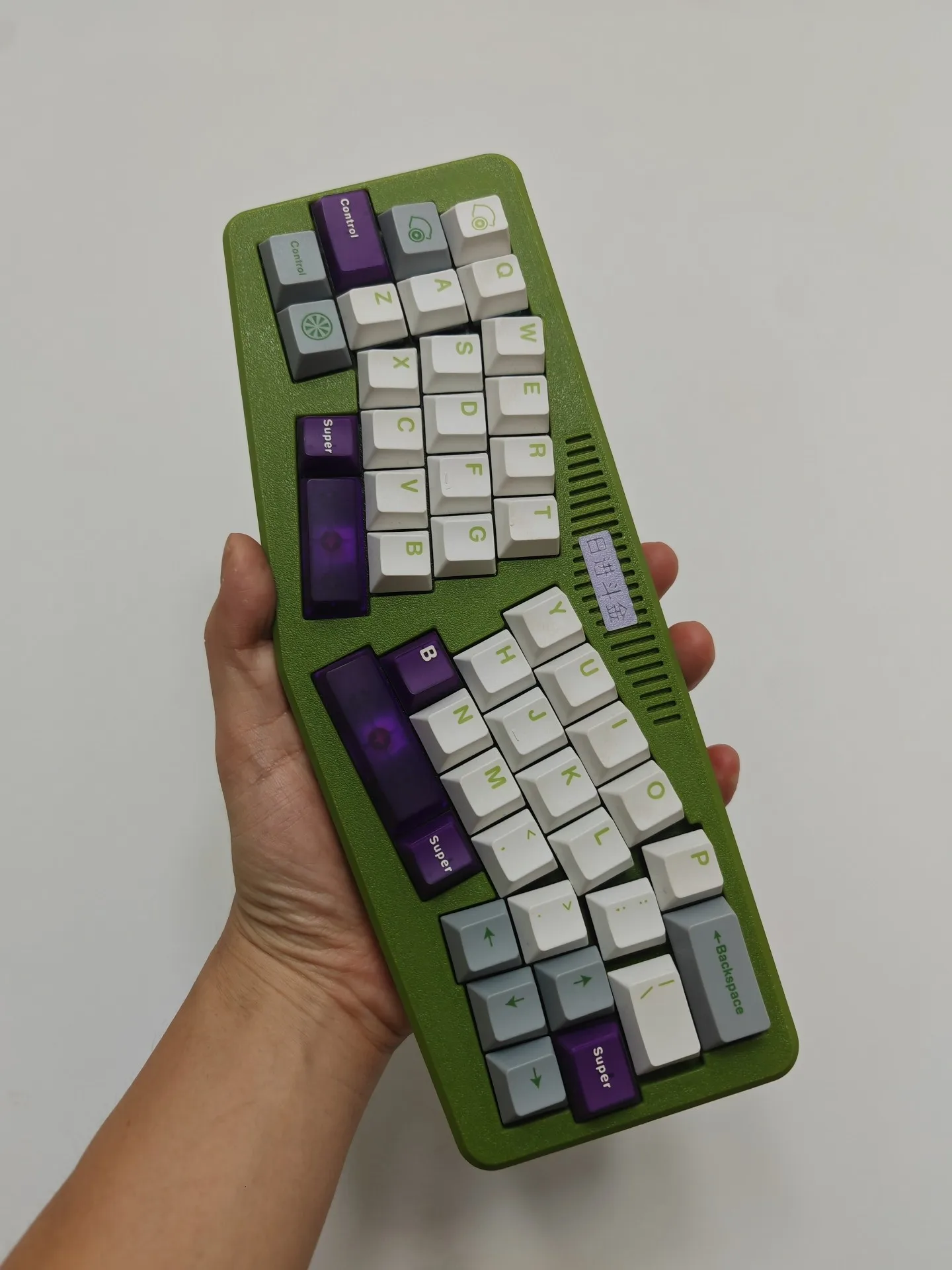 Custom 40% Alice Layout Army Green Printed Case Vial Remap Single Mode RGB Ergonomic Professional Gift.
