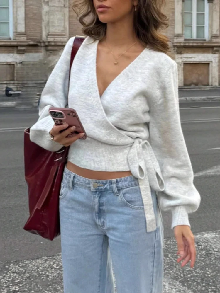 New Autumn Cross V-neck Knit Sweater with Irregular Shoulder Straps Elegant Solid Color Women's Short Top Sweater Women