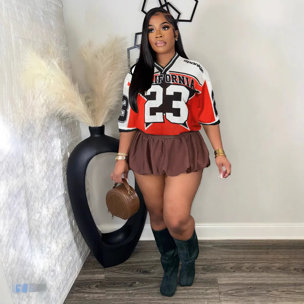 Tw615 verão europeu e americano moda retro solto camiseta casual, camisa esportiva de rua com bloqueio de cor, camiseta longa de manga curta