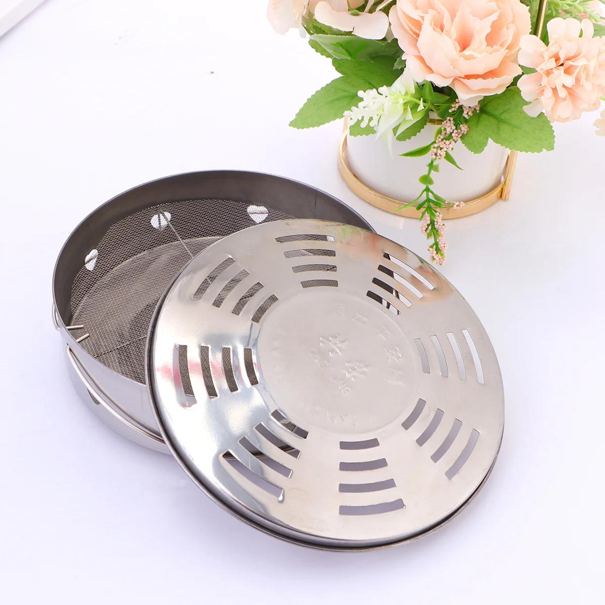 

2pcs Stainless Steel Coil Incense Holder Tray Stand For Home Dust Collector Classic Design 14Cm Handheld
