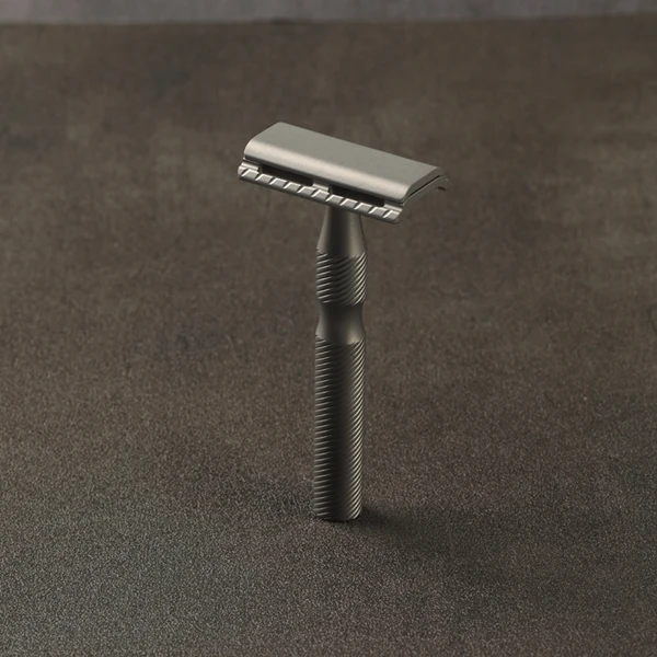 YAQI Ghost Titanium Safety Razor 1.10mm Lightweight for Men's Shaving Comfortable Grip And Balanced Feel