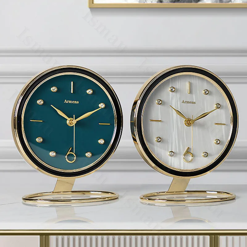 

Light Luxury Golden Stroke Round Desk Clock Ornaments Nordic Home Desktop Metal Crafts Mute Clocks Living Room Decoration