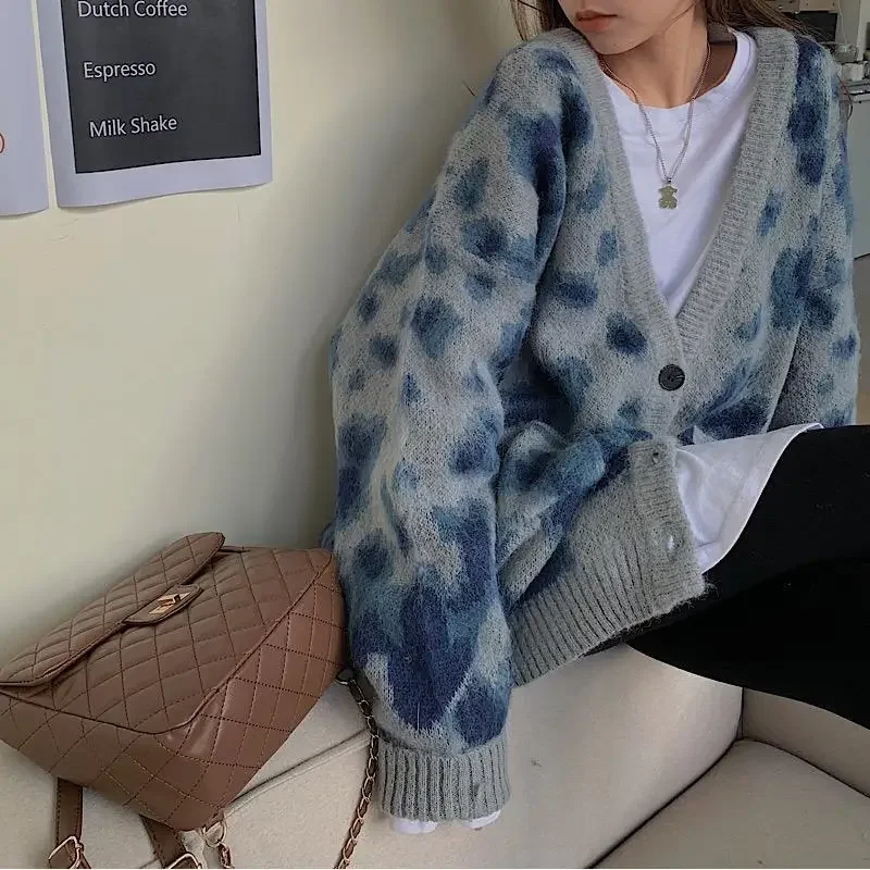 Tie Dye Cardigan Women Casual Long Sleeve Streetwear Harajuku Elegant Hipster Knitted Ulzzang Sweaters Baggy V-neck Aesthetic