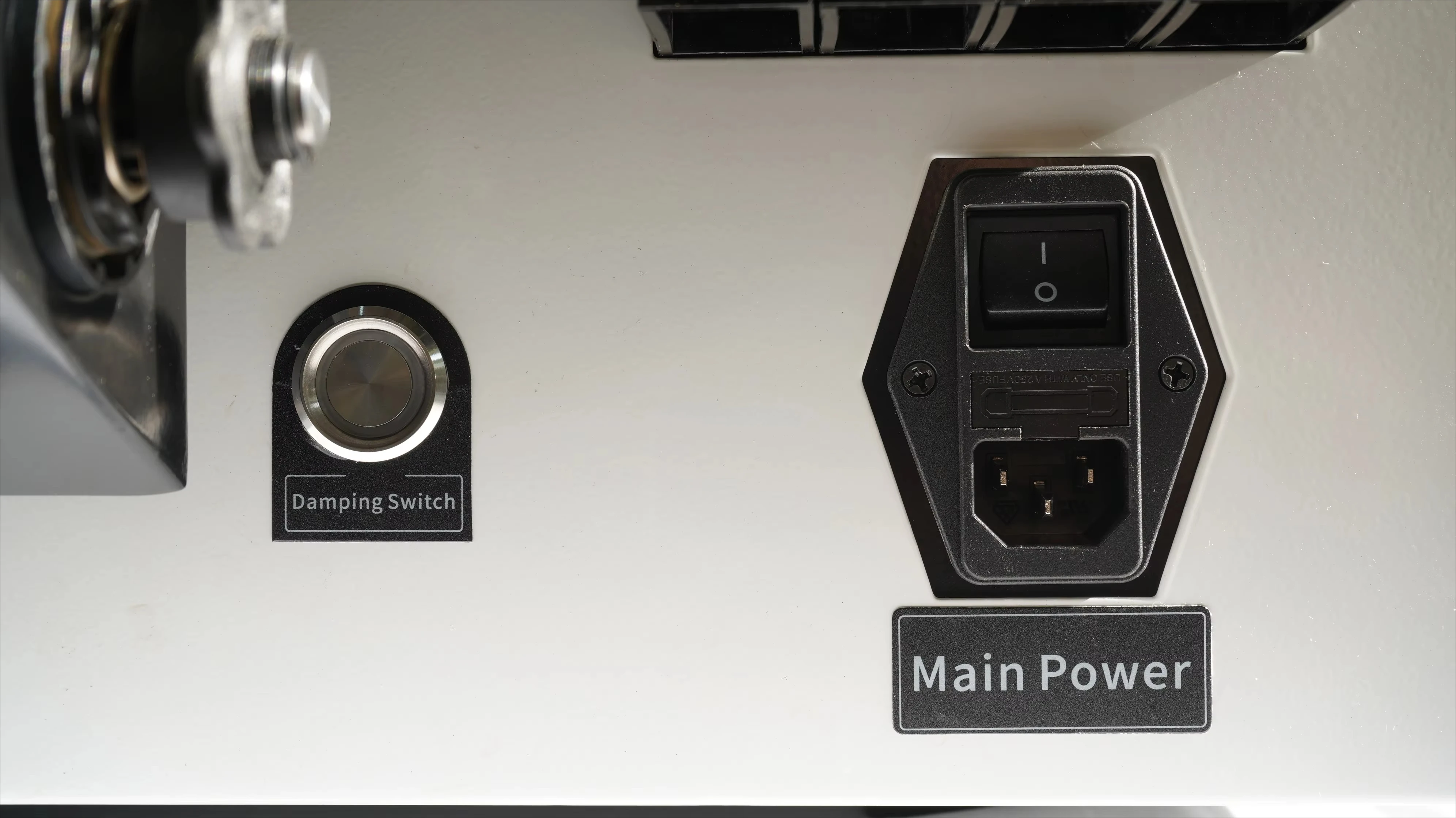 طابعة DTF مدمجة لسطح المكتب للأشعة فوق البنفسجية مقاس A3 للشعارات والملصقات والملصقات بعرض طباعة 310 مم