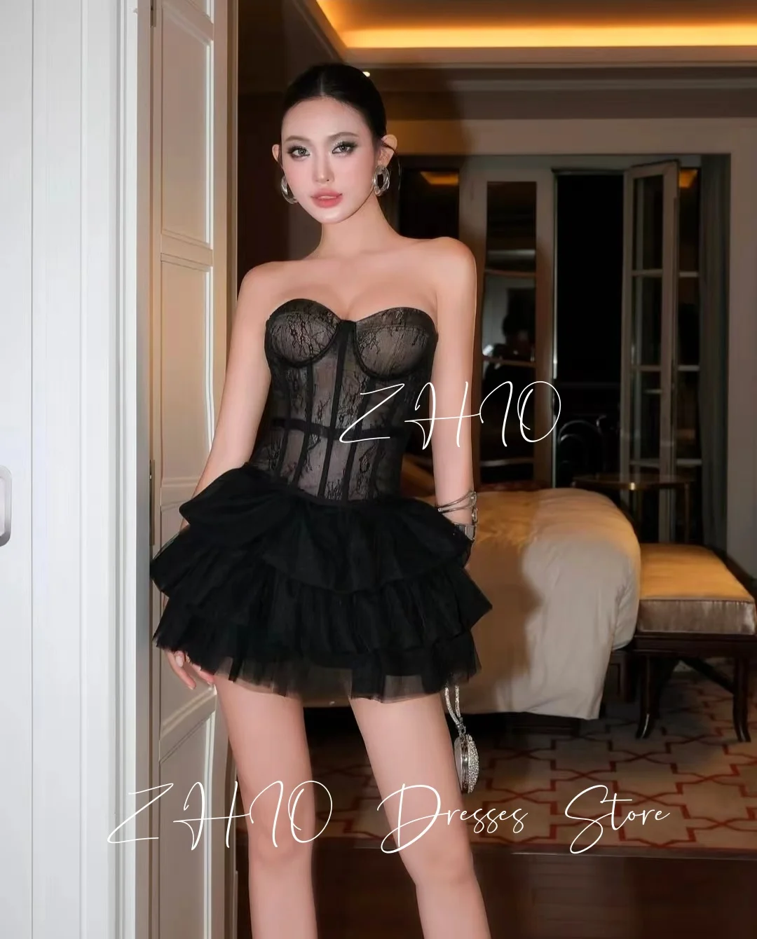 ZHIO セクシーなブラックショートパーティードレスストラップレスコルセット A ラインシャーリングチュール特別な日のミニウエディングドレスカスタマイズされたサウジアラビア