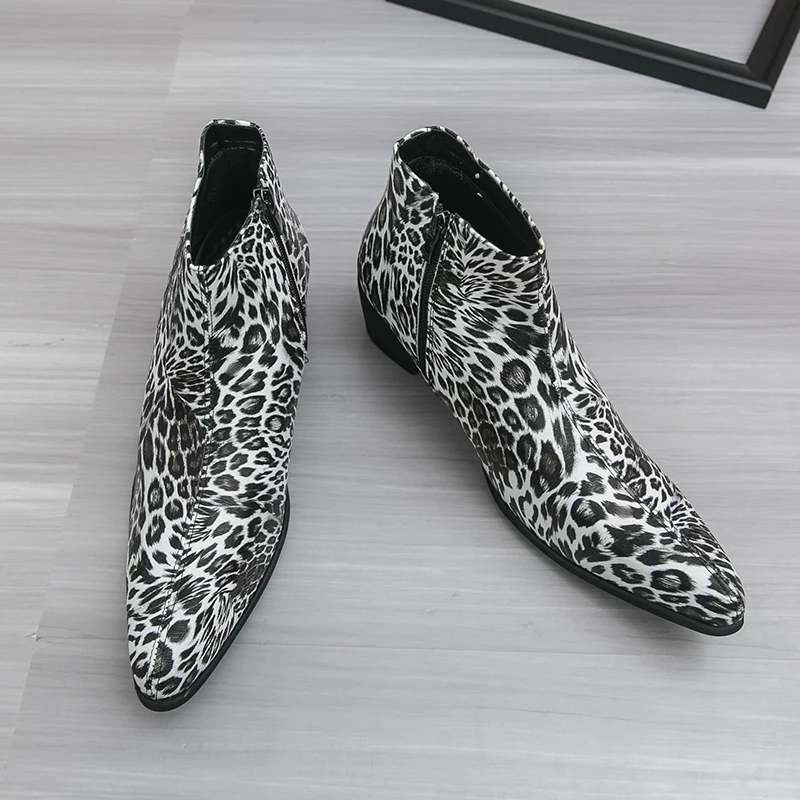 Sepatu Pria Kasual Outdoor Model Rendah, Tahan Air, Modis untuk Acara Bisnis, Trendi dan Serbaguna