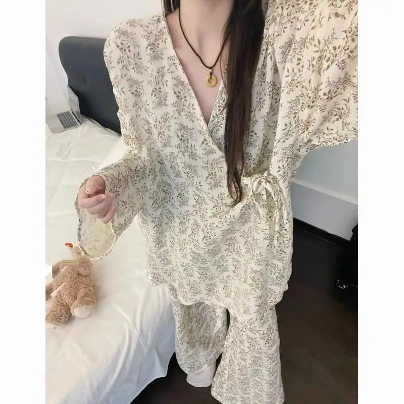 

Girl Floral V-Neck Pajamas Sets Princess Kawaii Vintage Sexy Long Sleeves Pants Leisure Wear Spring Autumn Clothes Sleading Wear