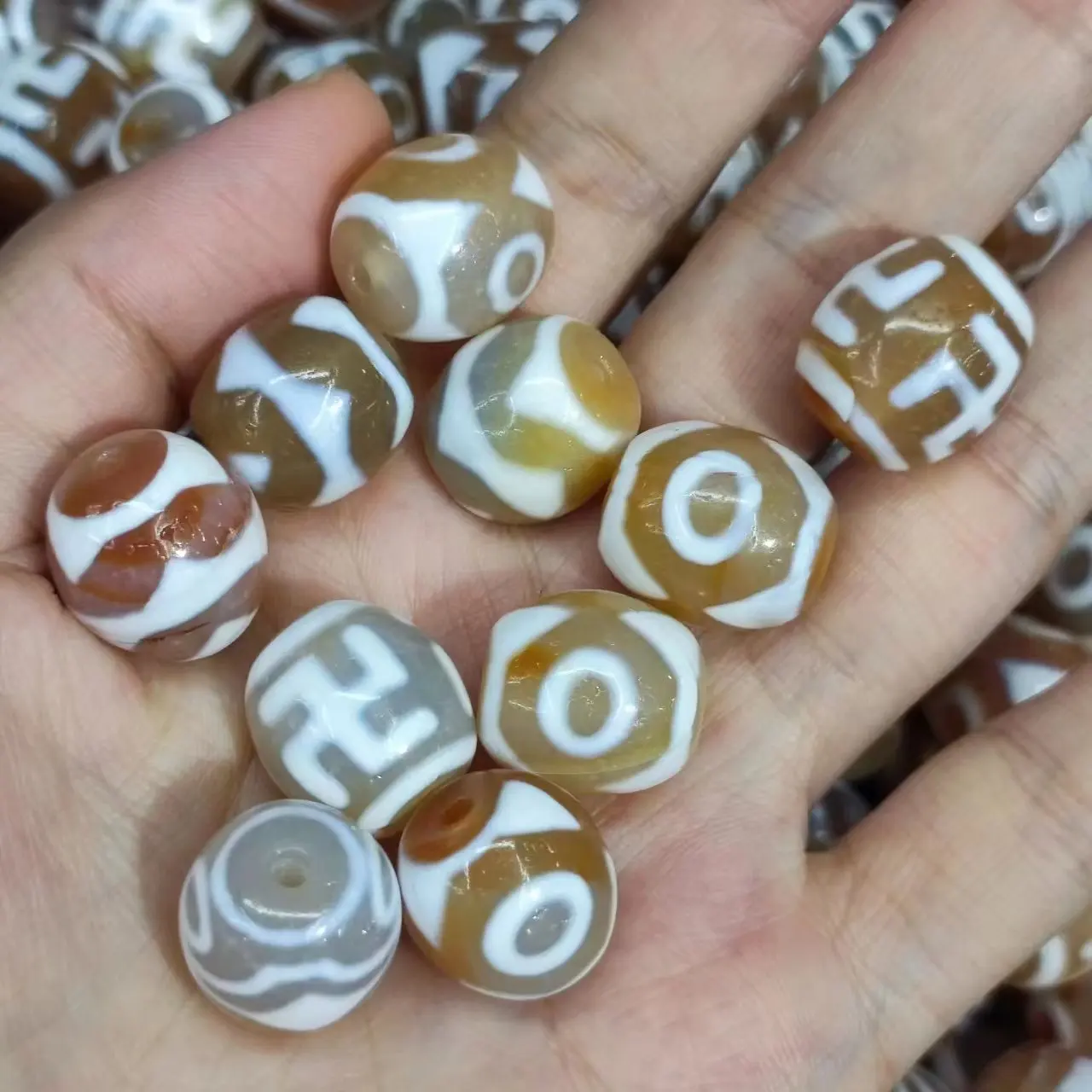 10pcs/lot natural multi-pattern old agate dalo dzi Light pinkish-orange Weathering lines Loose beads wholesale Accessories diy