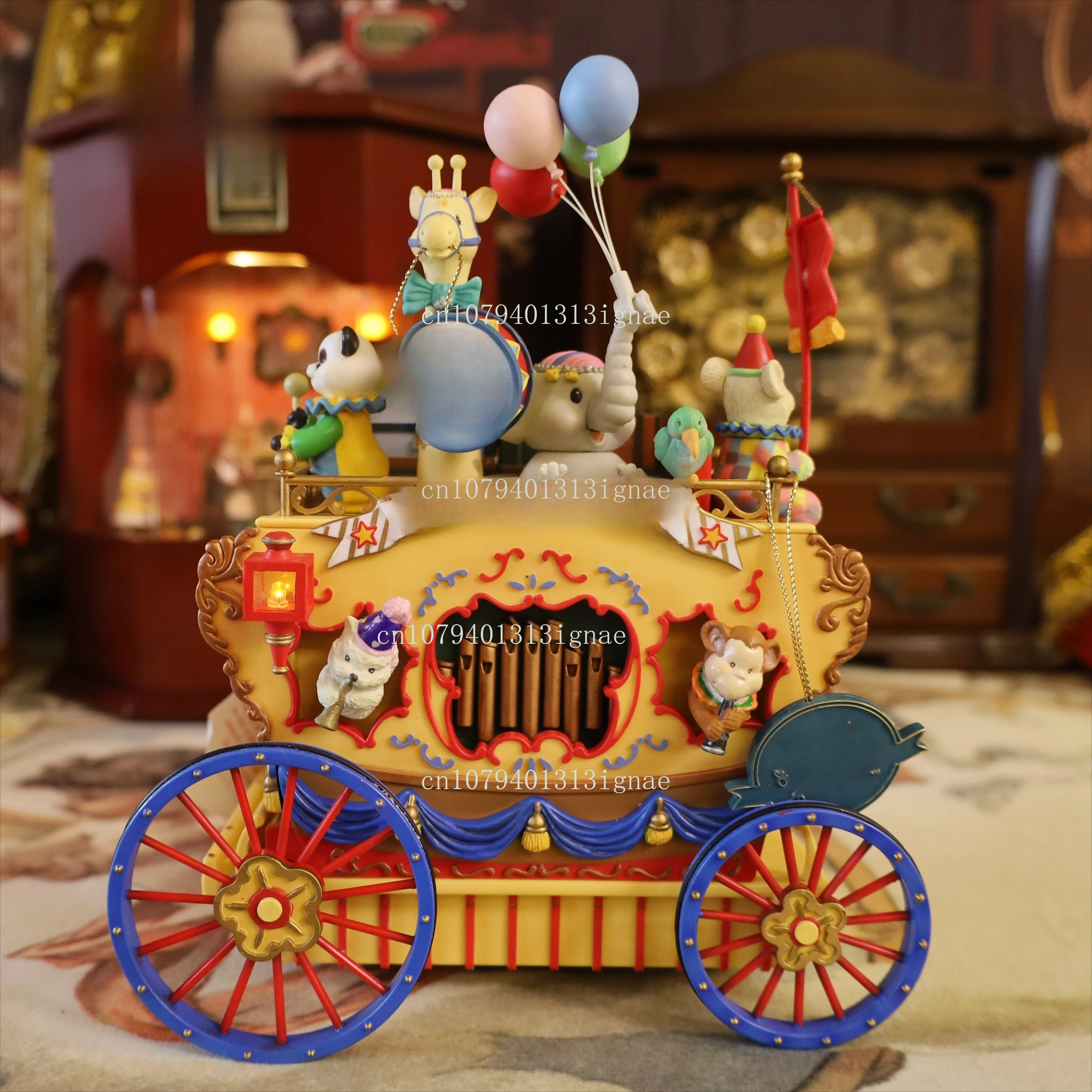 

Акриловая цирковая музыкальная шкатулка [античная оценка]