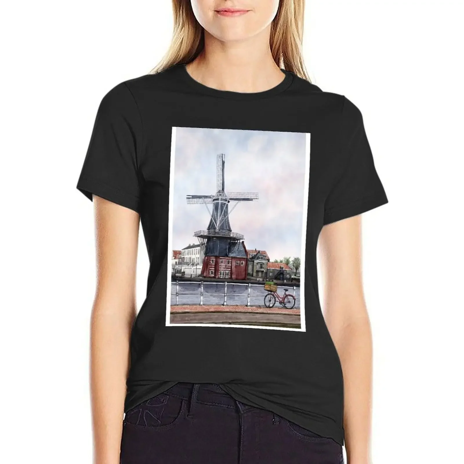 

Haarlem, Netherlands Amsterdam Dutch Art Europe Illustrations Gift for Traveler T-Shirt summer top t-shirts for Women cotton