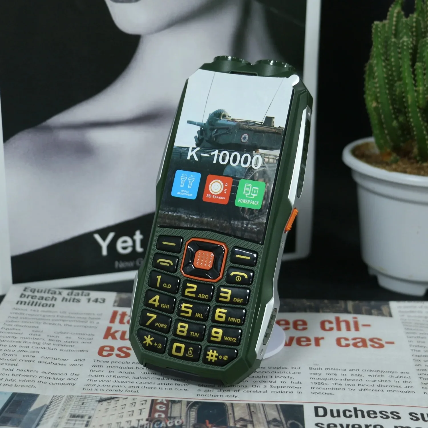 Outdoor Rugged Phone Unlocked Strong Battery Power Bank Two SIM Anti-Slip SOS Call 3D Loud Voice Large Button for Senior Durable