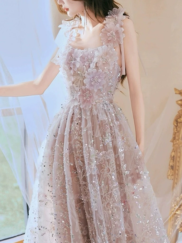 Luxury Flower Bridesmaid Dresses Pink Spaghetti Strap Square Collar Beading Bling Bling Fairy Sequins Lace Formal Evening Gowns