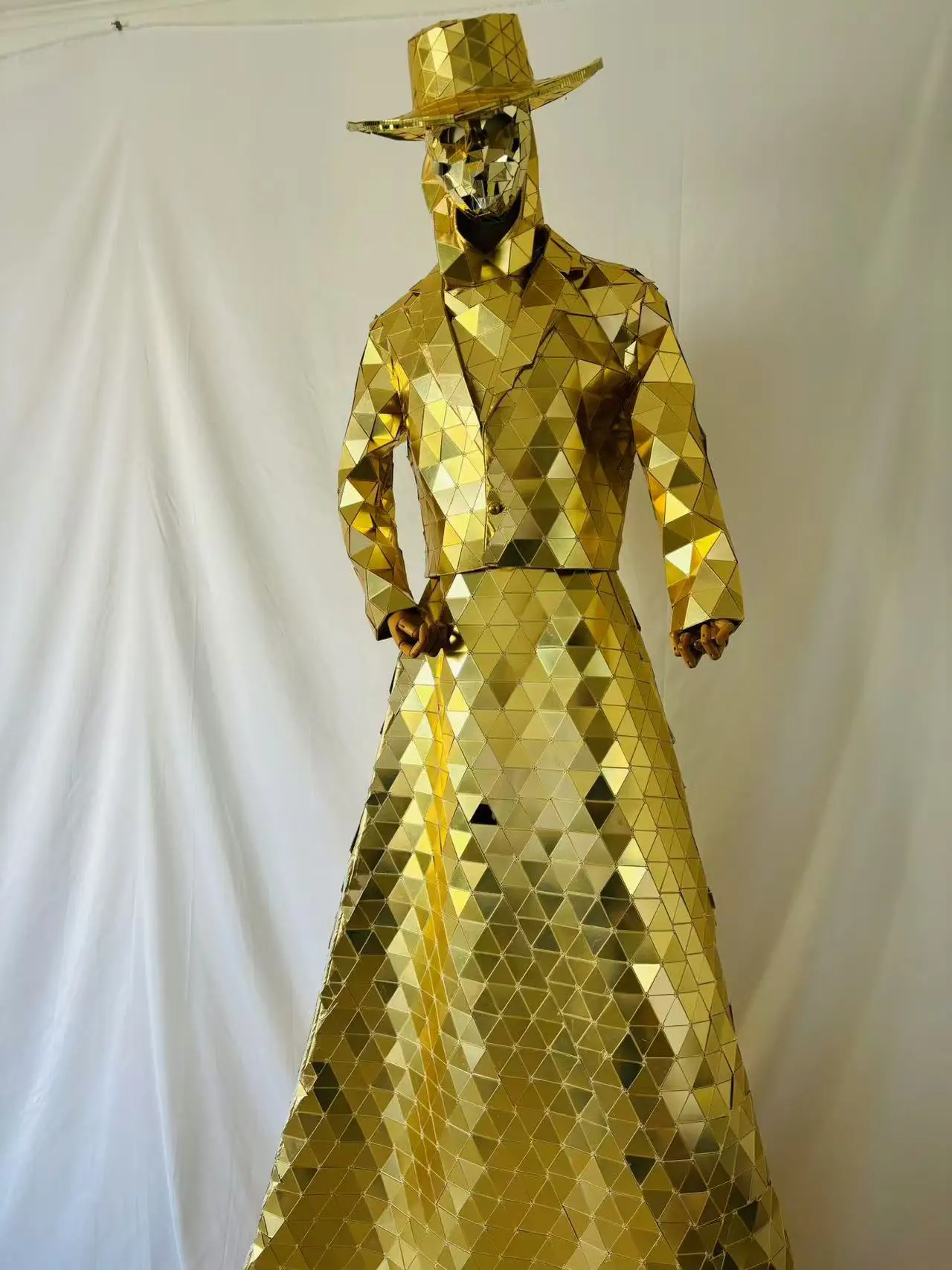 Gold Stilts Walker Mirror Costumes Hand Sewn Suit Stage Performance  Dress  Halloween Celebration Christmas Party Show Clothing