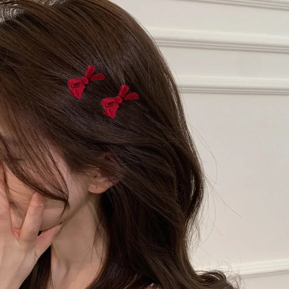 2/10pcs Mini Red Velvet Bow Hair Clips Little Girls Sweet Candy Velvet Bow Knot Hairpins Hairgrips Barrette Hair Accessories
