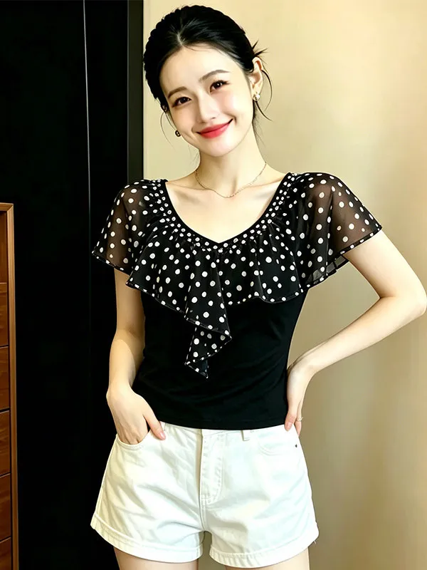 Slimming Effect Short Sleeve Women's Base Shirt Summer 2026 Fashion Leaf  Detailing Casual Versatile Stylish Top