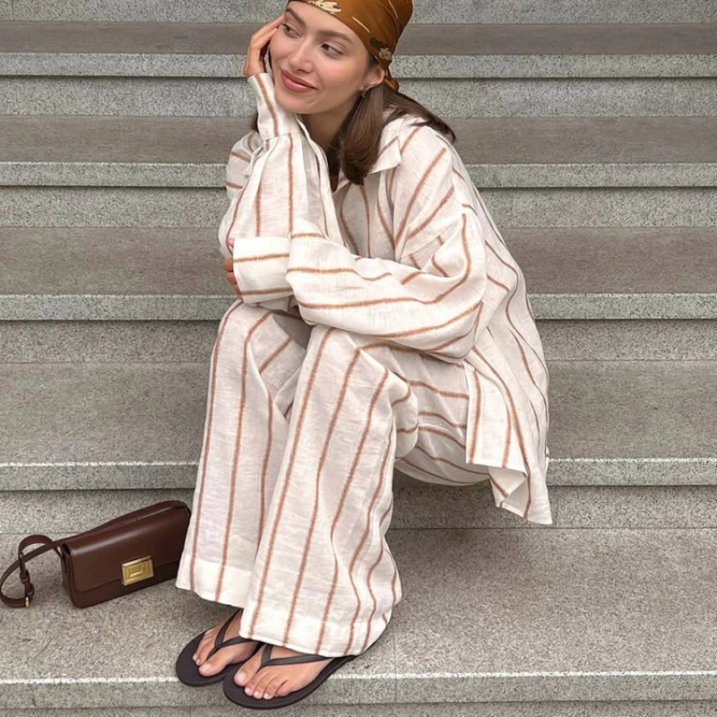 

2026 Four Seasons Hot selling Design Simple and Personalized Striped Relaxation Shirt and Pants Two Piece Set