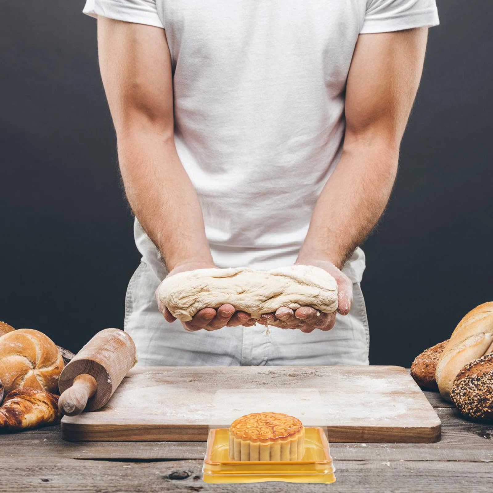 

100pcs 100G Square Plastic Pet Egg-Yolk Puff Box Clear Moon Cake Storage Container Strong Sealing Food Preservation Holder For