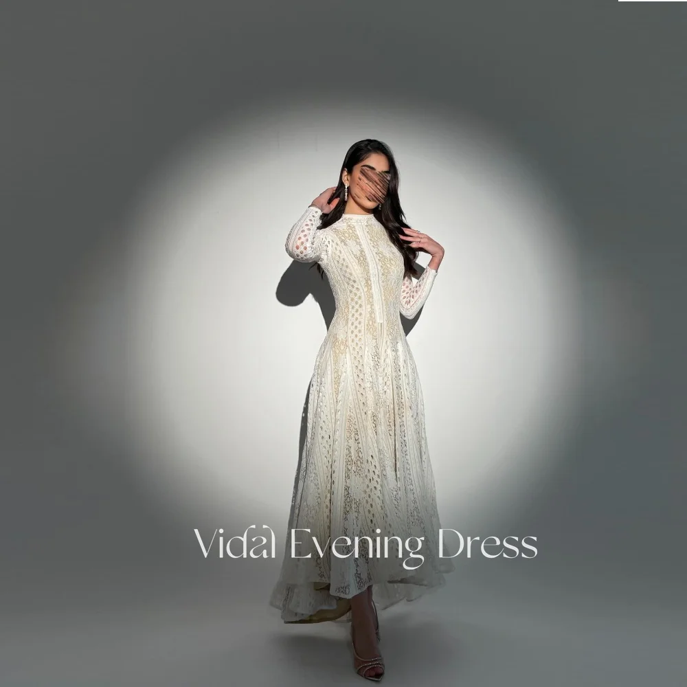 

Элегантное кружевное вечернее платье трапециевидной формы с круглым вырезом, длиной до пола, простые вечерние платья в Саудовской Аравии для женщин 2025 с длинными рукавами