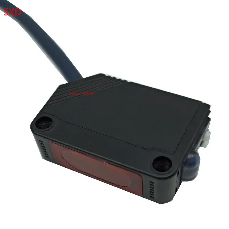 Imagem -02 - New Original E3z-d61 E3z D61 Interruptor Fotoelétrico Sensor de Npn Dc1224v E3z-d61 E3z-d62 E3z-d81 E3z-d82 E3z-r61 E3z-r61 E3z-t61