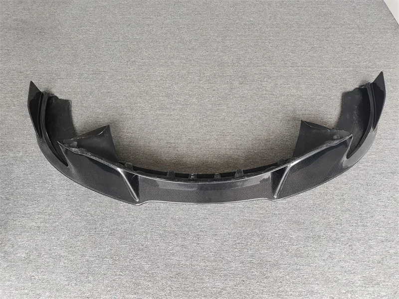 

Suitable for McLaren 720S modified car accessories, V-style carbon fiber front bumper lip, car tools