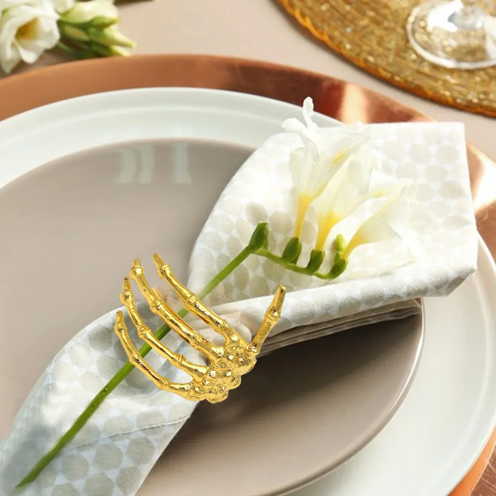1-24PCS Creepy Scary Bone Hand Napkin Holder Halloween Party Hotel Dining Table Decor Spooky  Props Festival Night Use