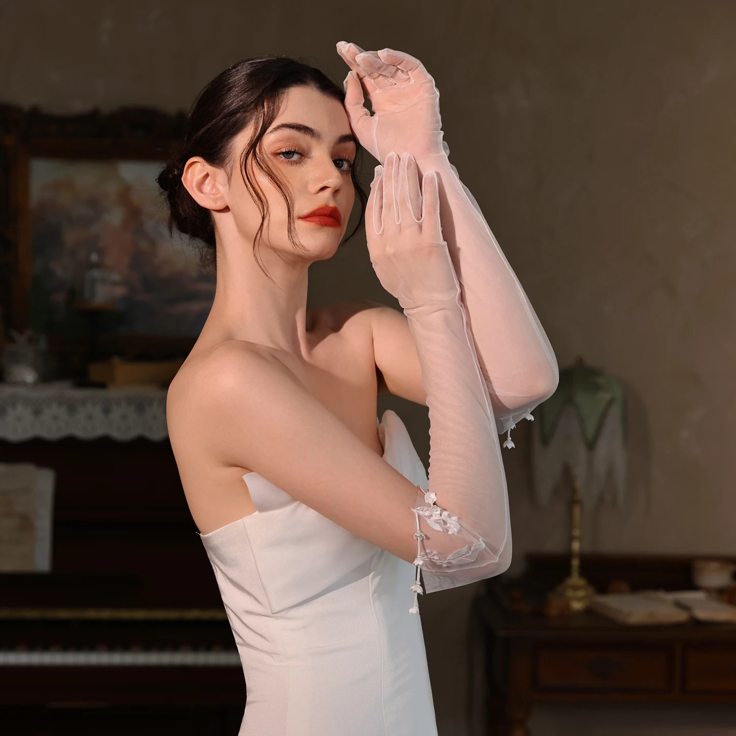 WG213 Long White Lace Bellflower Wedding Gloves for Bridesmaid Evening Dresses Accessories Thin Veil Floral Design