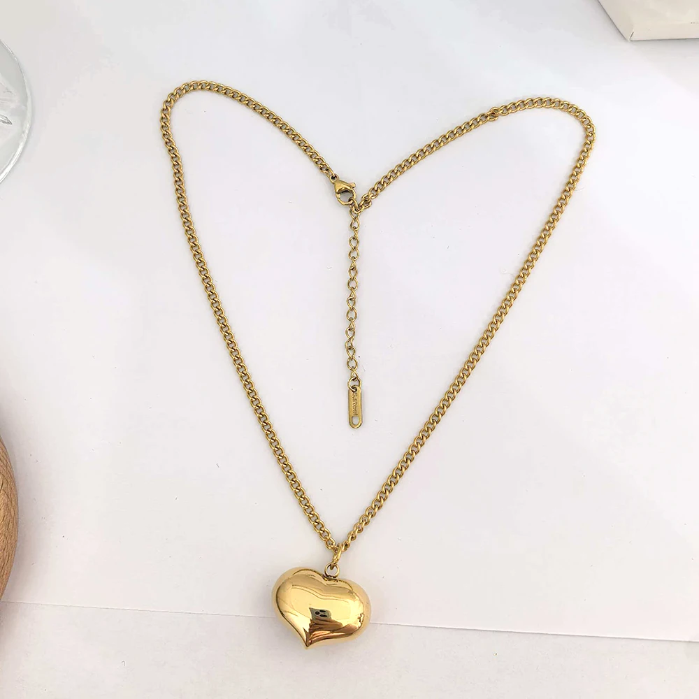 Glatter Herzanhänger Halskette Choker für Damen, Edelstahlkette, Wasserfest, Gold- und Silberfarben, PVD-beschichtet, Minimalistisches Liebesdesign – Detail 4