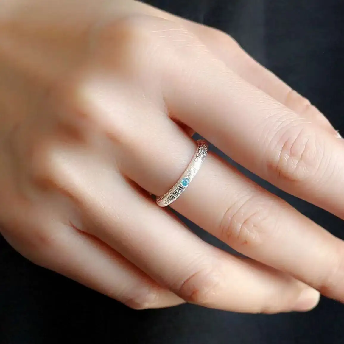DIY accessories New light luxury personality irregular texture blue diamond ring niche premium ring opening adjustable ring whol