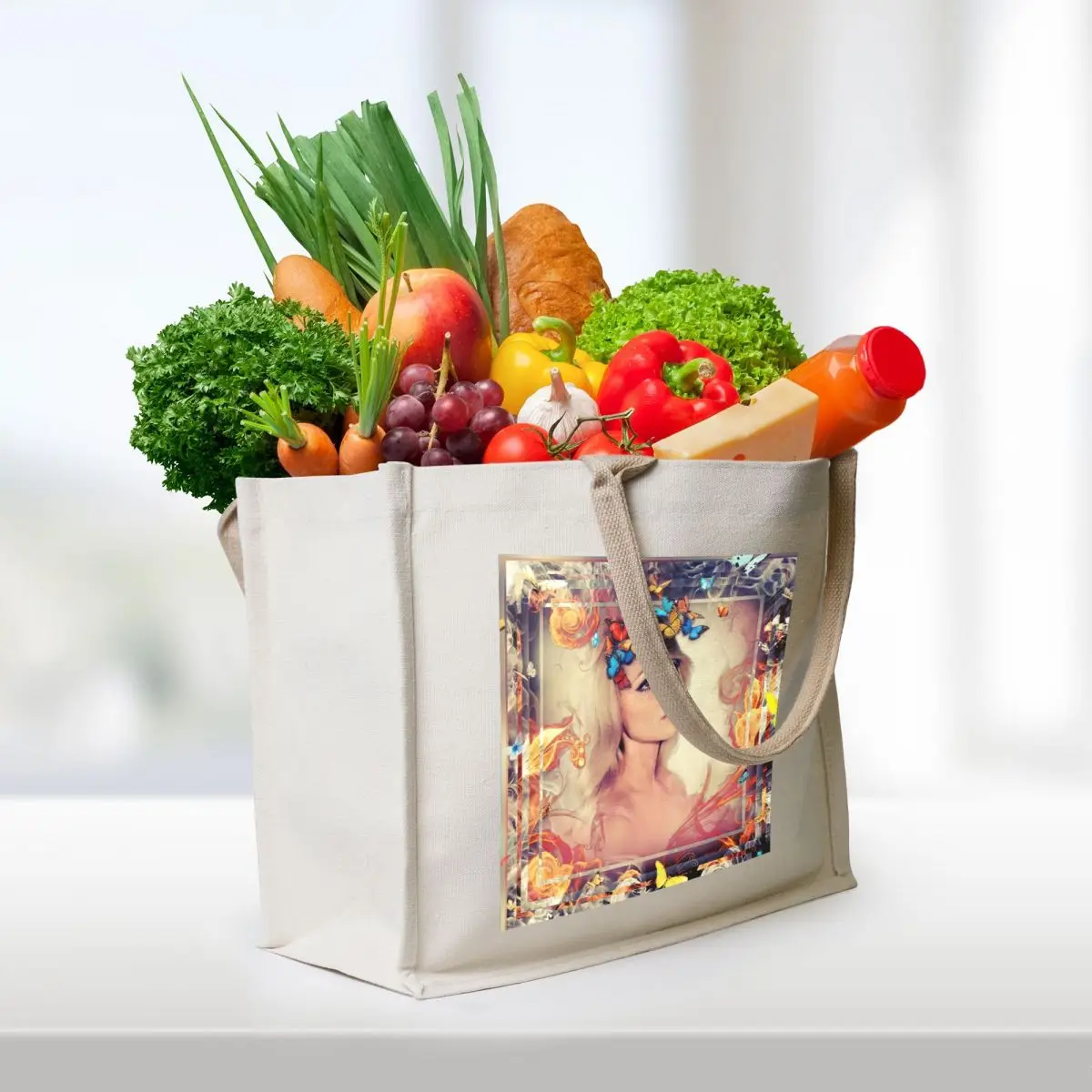 Sharon Tate Box Of Love Tote Bag foldable reusable bag Gift bags canvas tote bag tote bags aesthetic