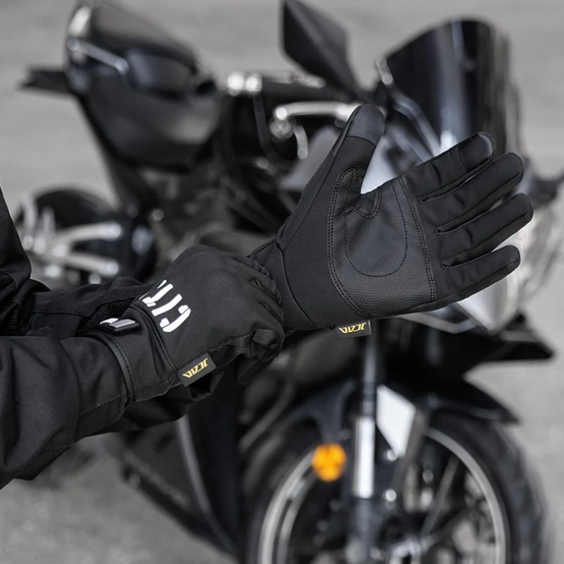 Thumbnail 3 - #15 Compare Waterproof Gloves Before You Buy
