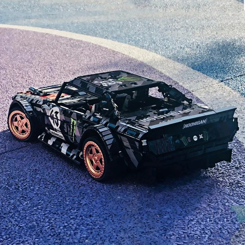التقنية 33003 MOC فريد فورد موستانجيد Hoonicorn V2 سباق السيارات MOC-22970 اللبنات الطوب لعب للأطفال هدايا عيد الميلاد #6