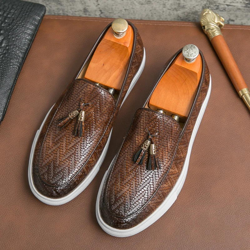 

Luxury Brand Tassel Loafers Mens Designer Leather Shoes Driving British Style Shoes Male Comfy Moccasins Handmade Dress Shoes