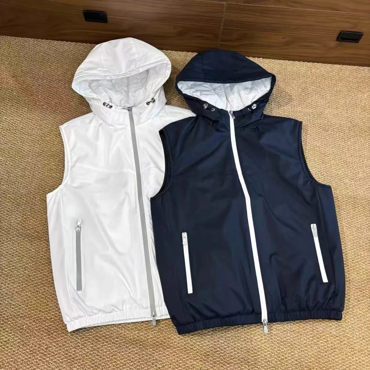 

BC hooded embroidered waterproof casual cotton vest