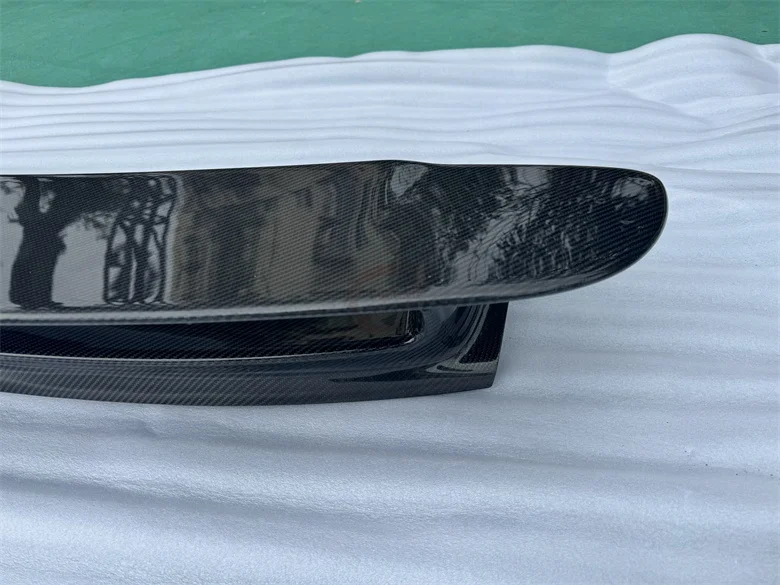 سبويلر خلفي من ألياف الكربون طراز OEM لـ GT50 GT53 GT63 GT63S ترقية مصد الحالة الجديدة