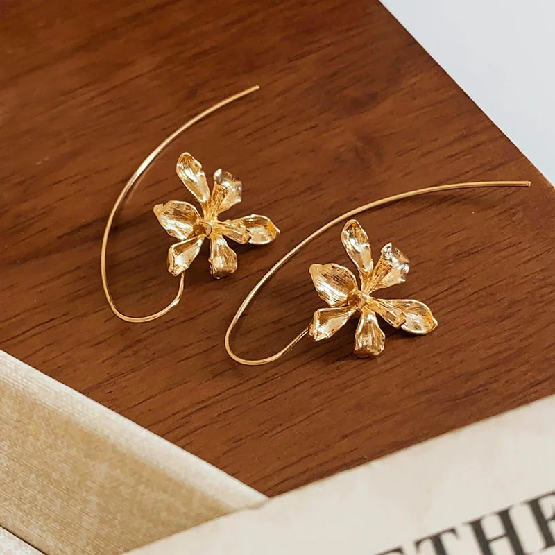 Flower Ear Hook Earrings for Women Elegant Petal Temperament Earrings Wedding Jewelry Gifts e146