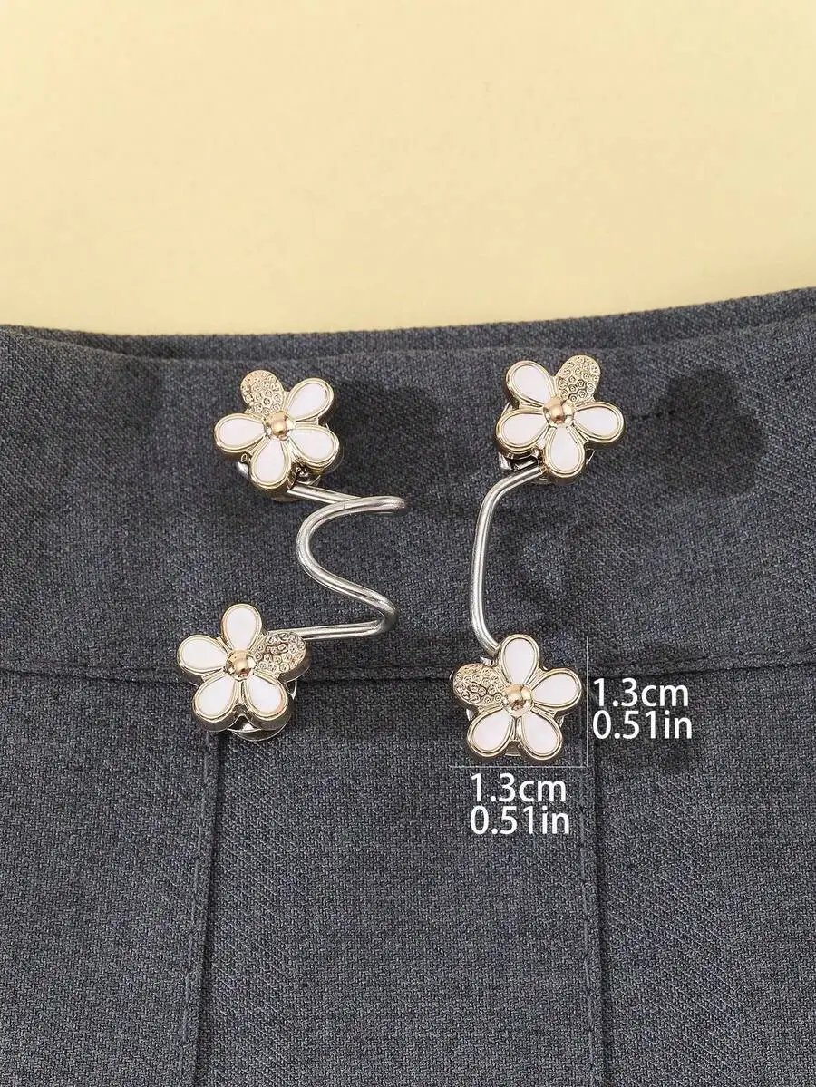 This Jeans Decorative Buckle Is So Exquisite!Taking The Flower Shape As The Design Element, The White Petals Are Matched With Shiny Decorations, Which Is Full Of Delicacy.The Metal Connection Part Is Strong And Durable, And It Is Easy To Install