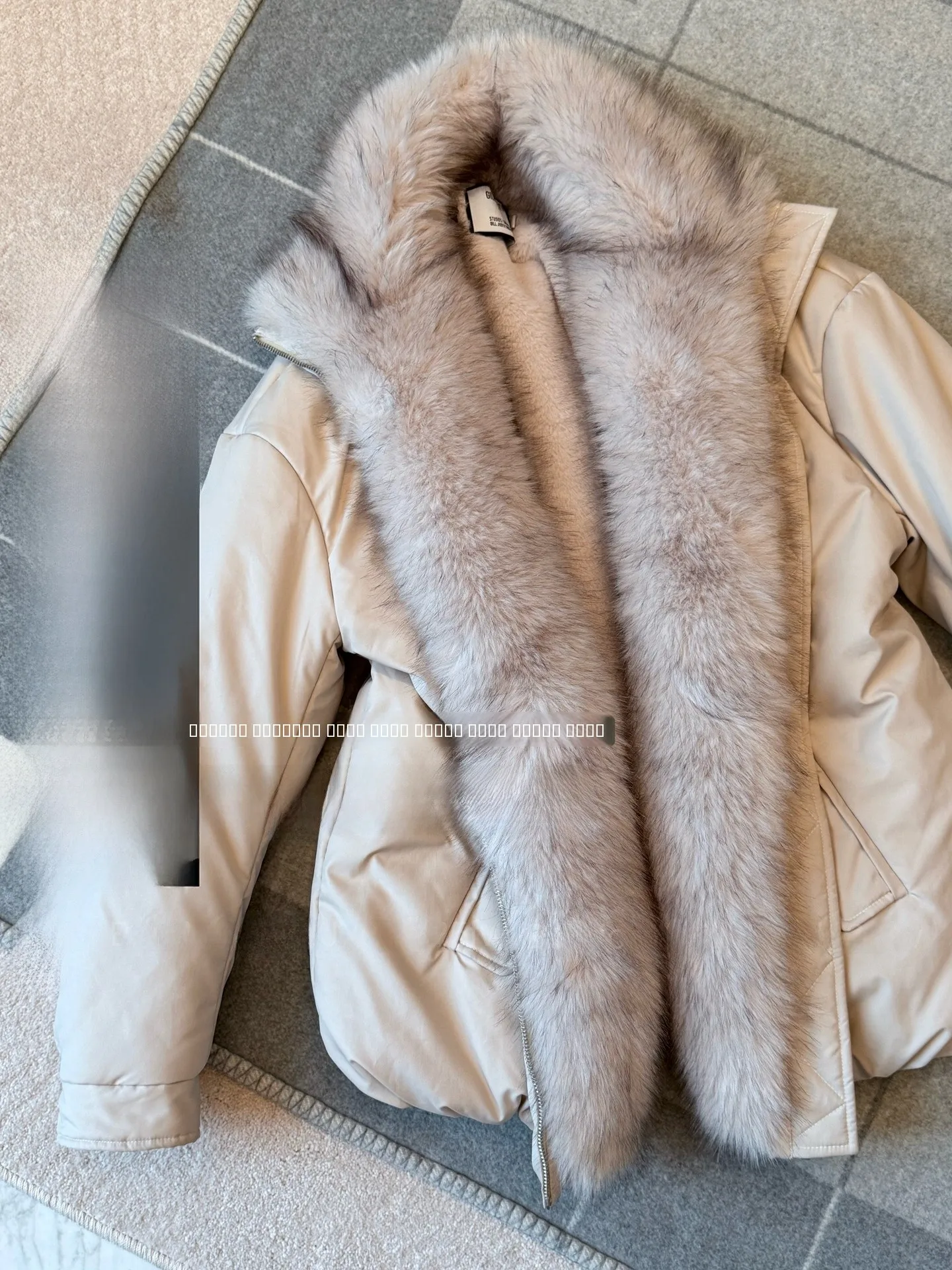 

Корейская зимняя женская парка-пальто оверсайз из хлопка с кроличьим мехом, утепленная, свободного кроя, экологичная, модель Rainy【Mis Curtain Sakura】