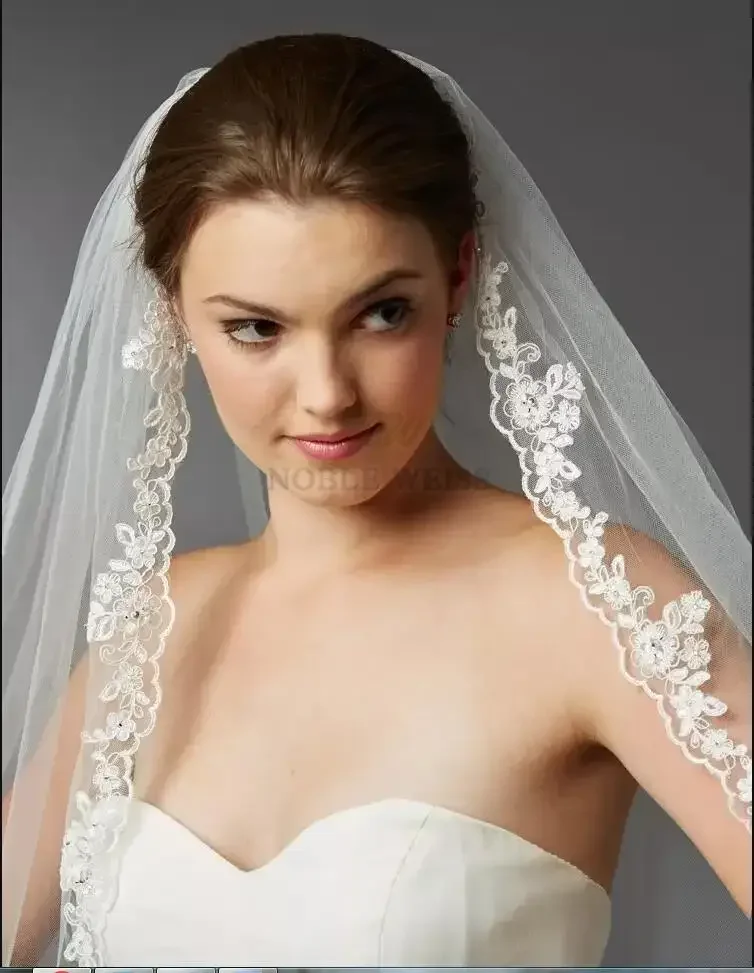 Short lace Bridal Veil 1 Tier Elegant Wedding Veils One layer With Comb Customized