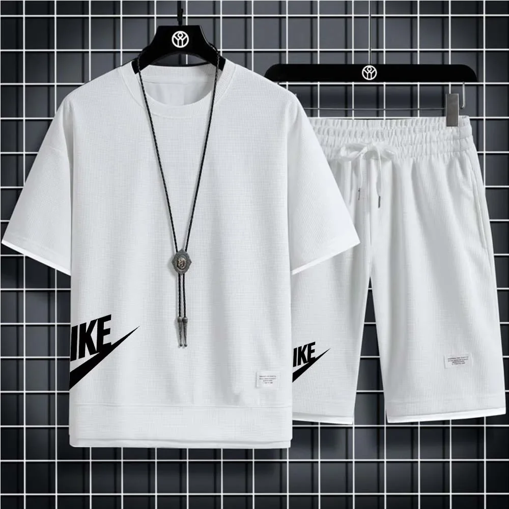 

2025 Sports fashion casual men's suit summer Korean men's short-sleeved T-shirt + five-point shorts two-piece set